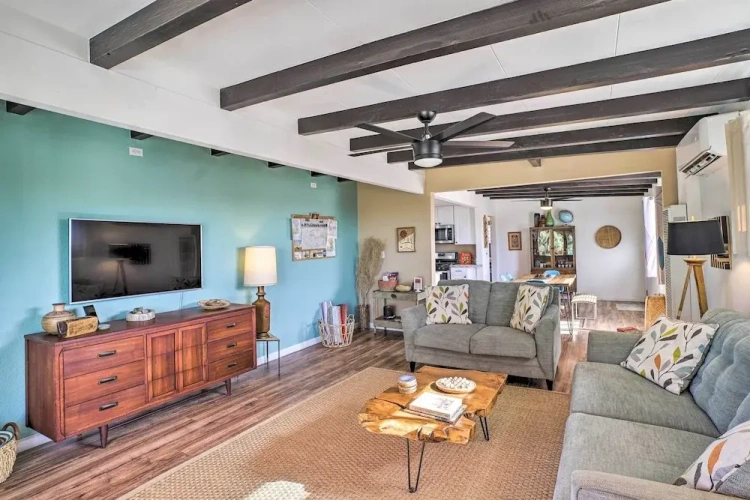 3 Bedrooms Cottage