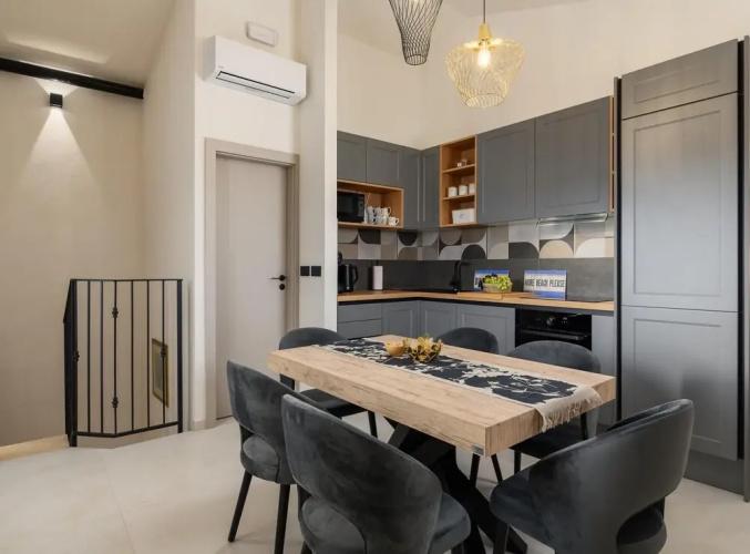 Beautiful Apartment With View