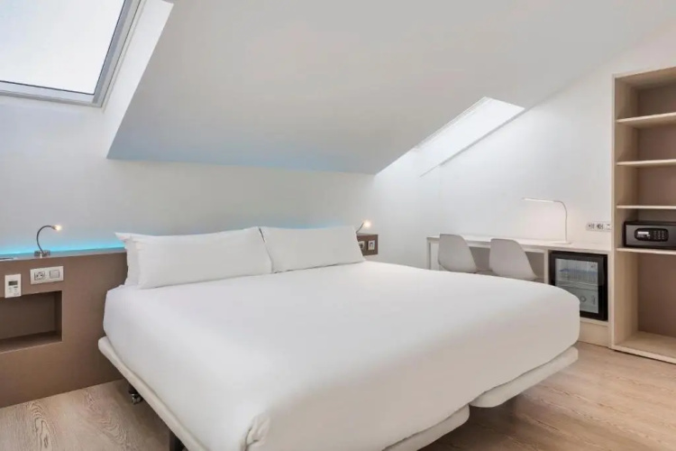 B&B Donostia San Sebastián Aeropuerto Hotel