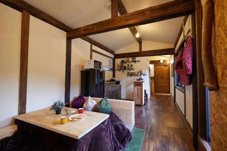 GLAMPiC GUESTHOUSE - Hostel