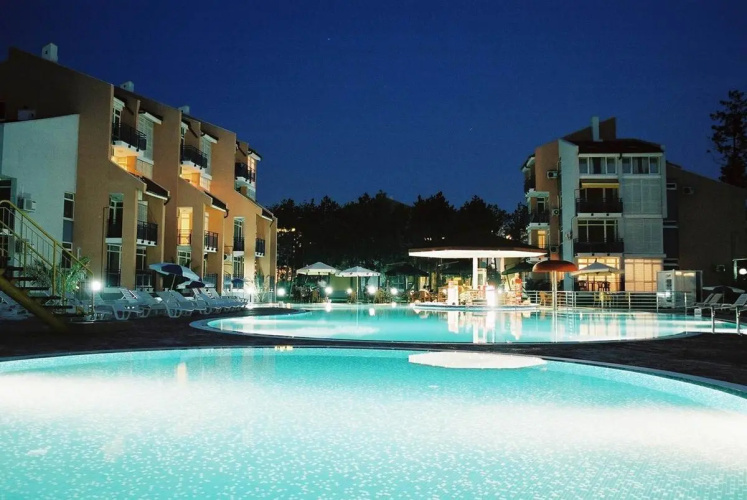 Elite I Apartments