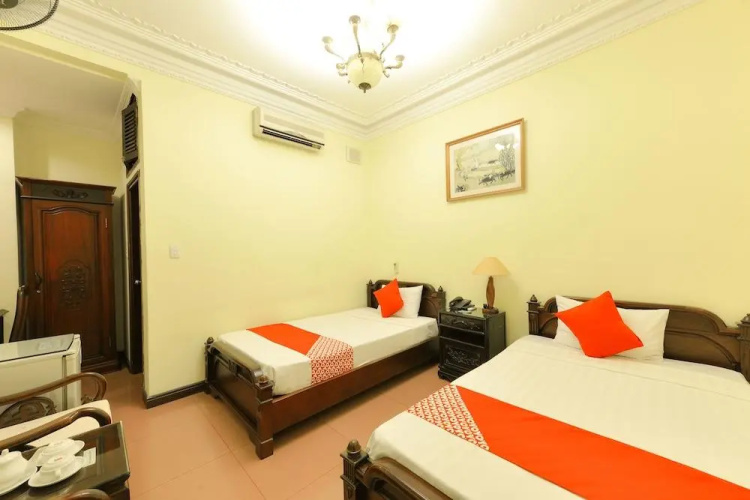 3T Hotel & Travel 2