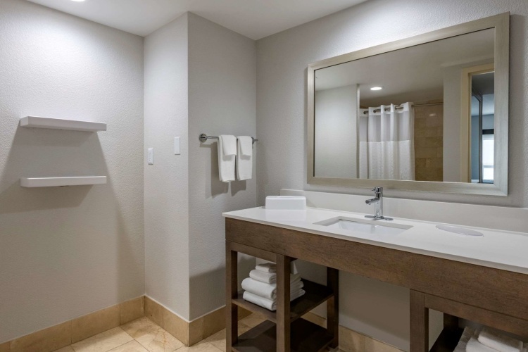 Comfort Inn & Suites Downtown Brickell-Port of Miami photo 10