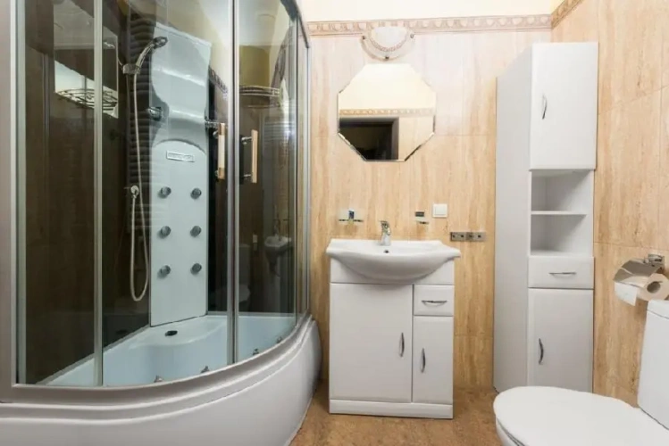 1 Bedroom Apartment with balcony