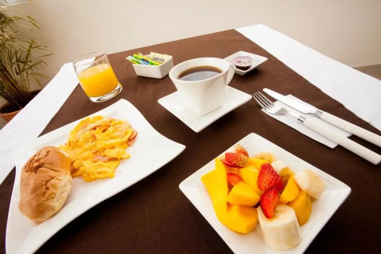 Cafe Y Miel