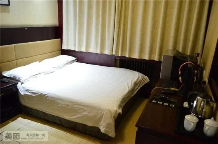 Tongyue Hotel