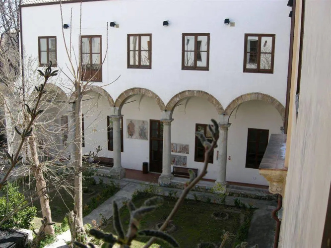 Student'S Hostel San Saverio