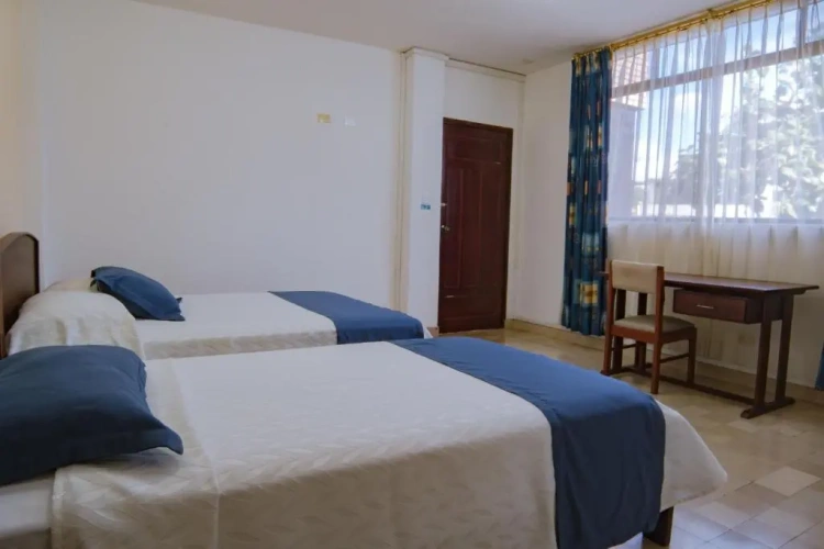 Standard Double Suite