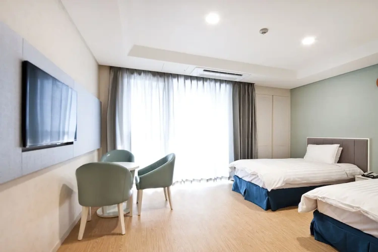 Standard Twin Family room