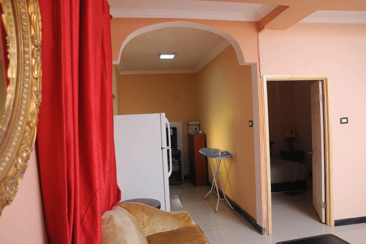 Holly Wood Hotel