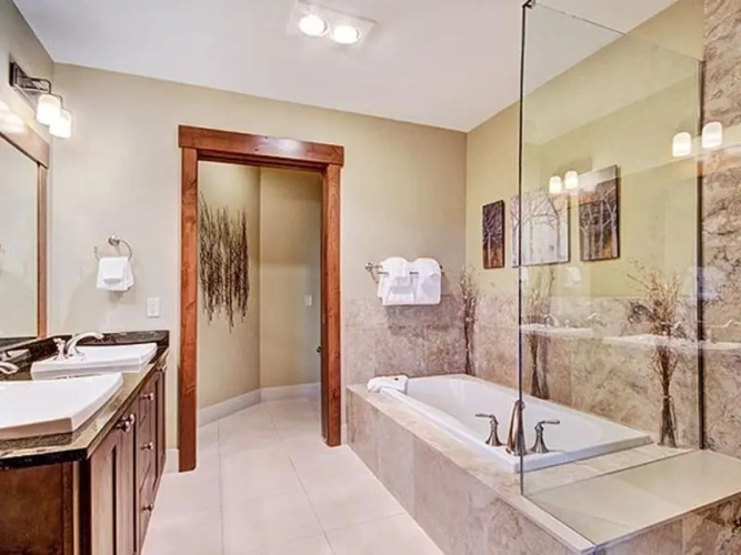 3 Bedrooms Standard Double room with balcony