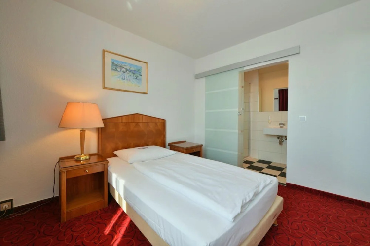 Skyhostel Merseburg