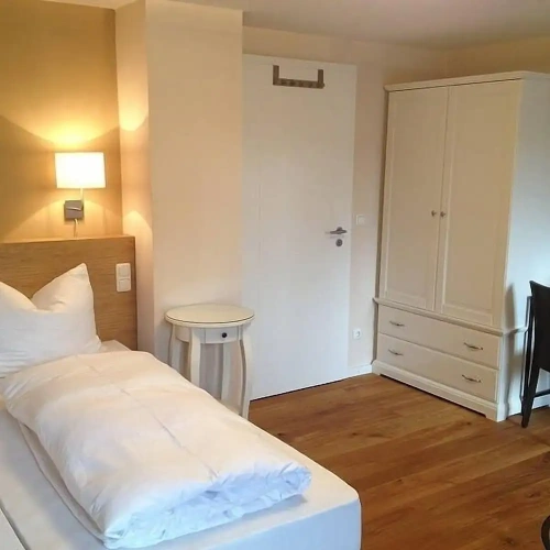 Classic Single room