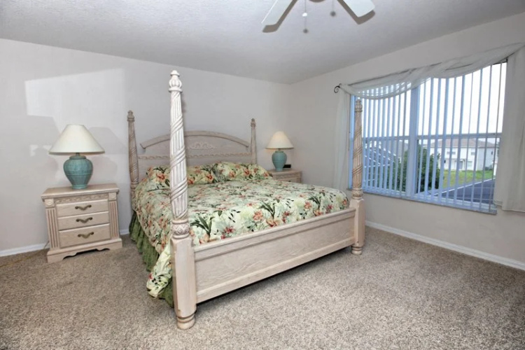 4 Bedrooms Home with Private Pool by RedAwning