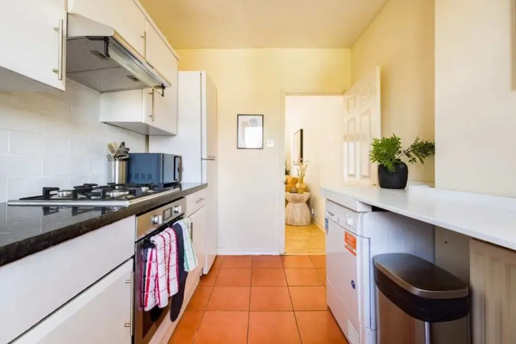 The Reading Wonder - Stunning 2bdr Flat With Parking