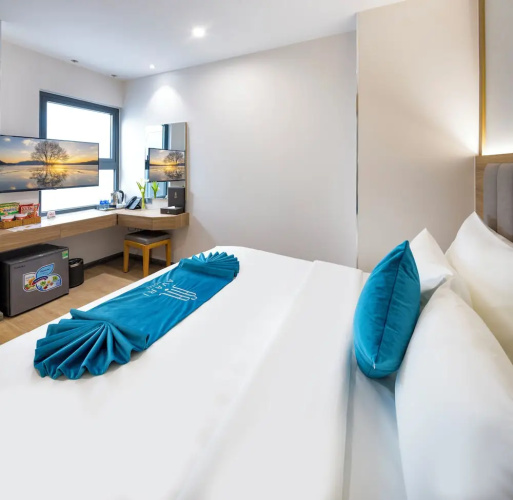 Avari Hotel