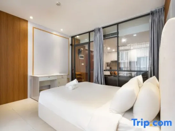 3 Bedrooms Apartment