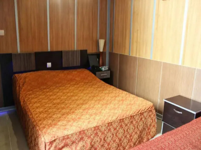 Naderi Ahwaz Hotel
