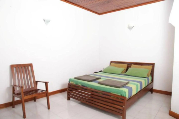 AA Circuit bungalow