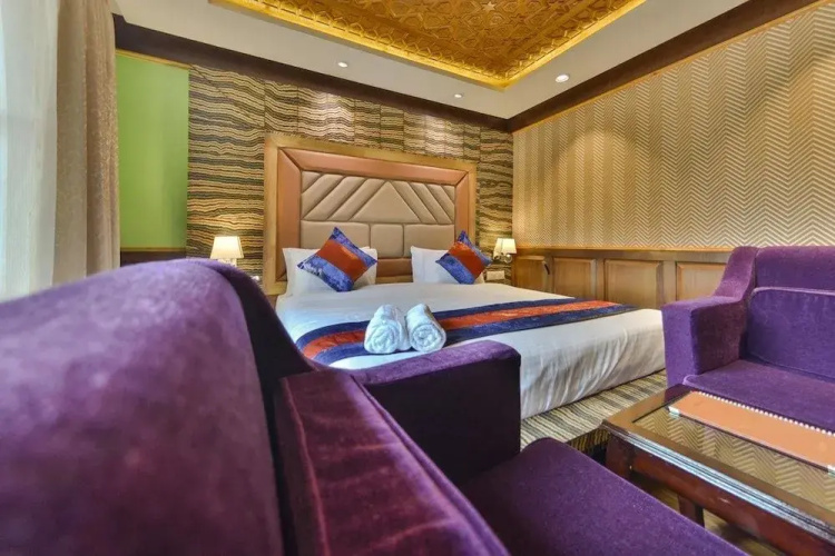 Hotel Village Walk