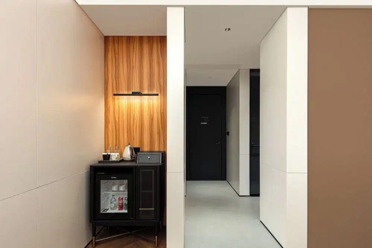 Standard Double room with city view