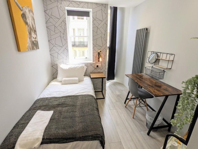 Standard Single room