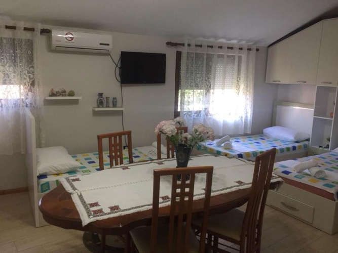 Family Studio with balcony and with view