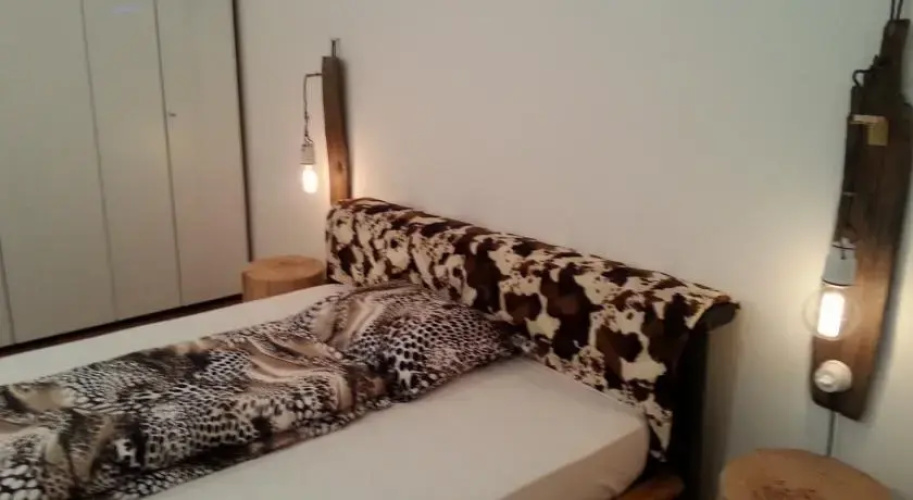 Larix Suite