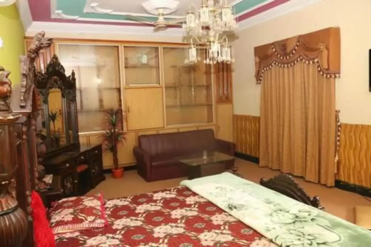 Hotel&nbsp;Orash Lodges