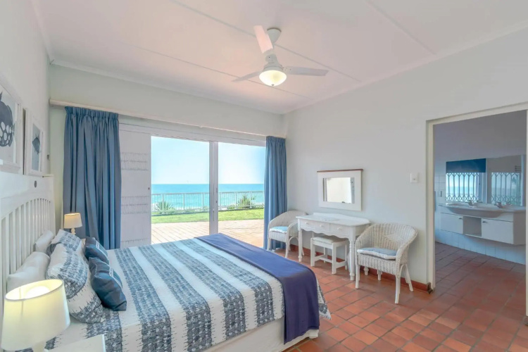 2C Edward Place