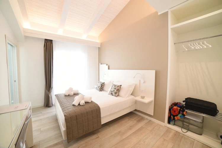 Classic Double room with balcony