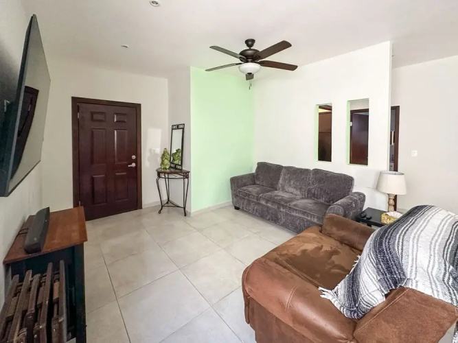 Town Shore Escape 3BR Haven