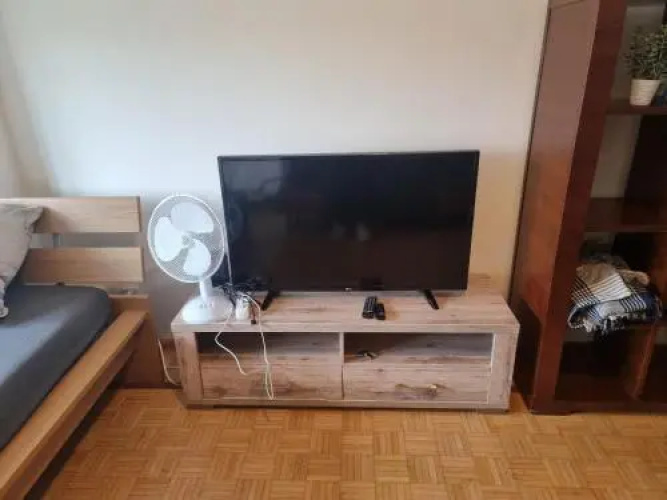 Full 3 Bedroom Flat With Internet and Balcony