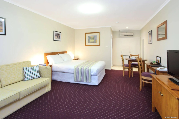 The Henry Parkes Motel Tenterfield