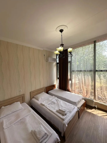 Ai̇si̇ Hotel