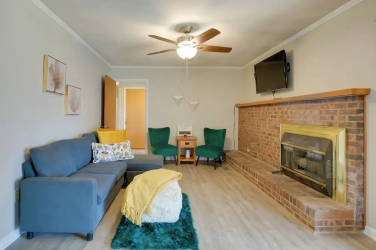 3 Bedrooms Cottage