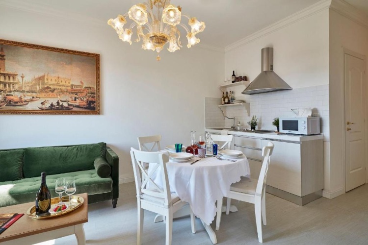 1 Bedroom Apartment