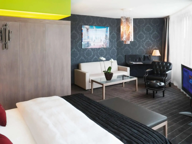 Mövenpick Hotel Stuttgart Airport