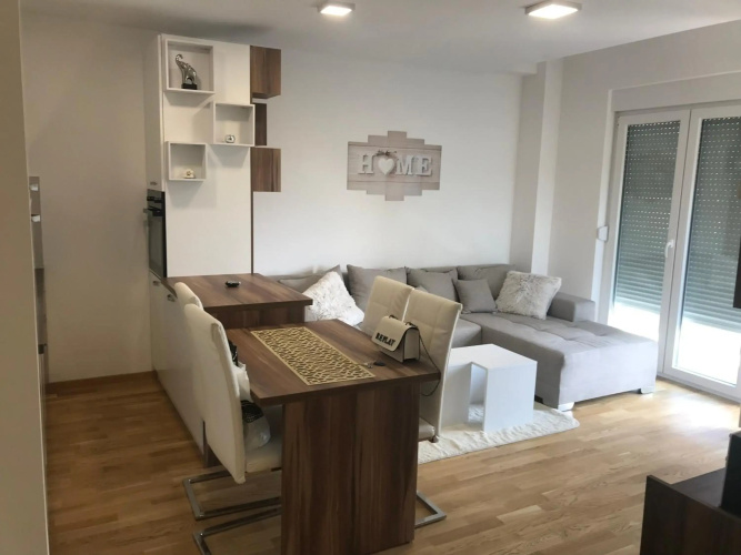 Apartman Tara