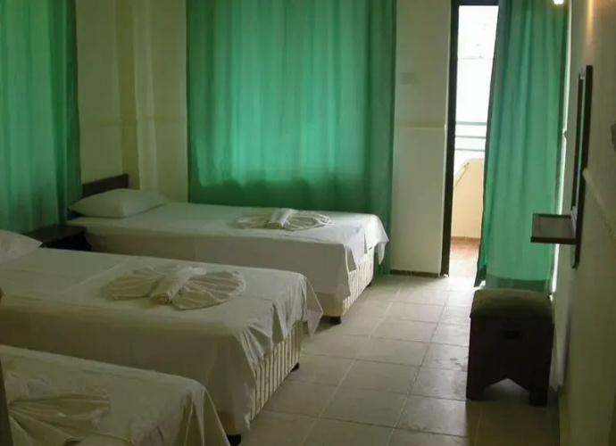 Day By Day Hotel