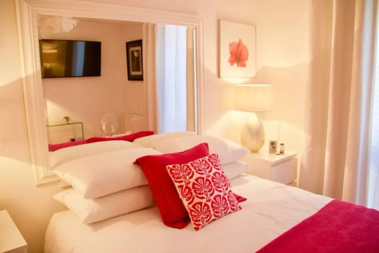 1 Bedroom Modern Apartment