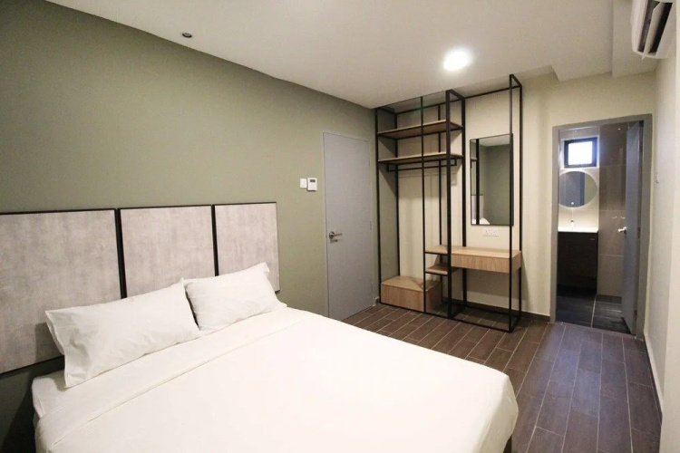 KL Eight Suites
