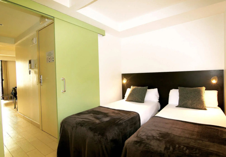 Ramblas Apartments