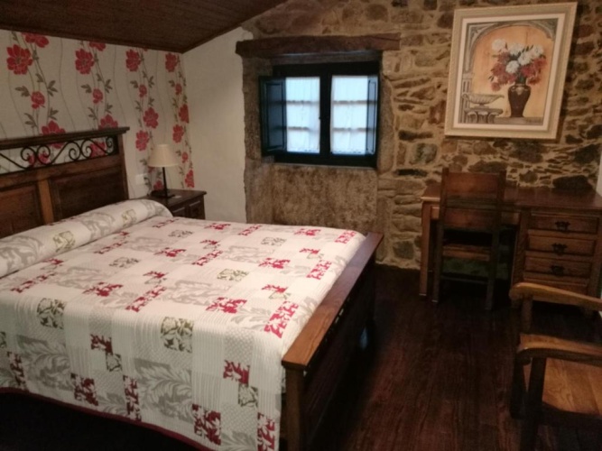 Standard Triple room with view