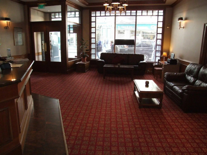 Eyre Square Hotel