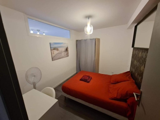 3 Bedrooms Apartment