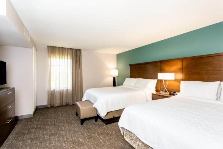 2 Bedrooms Suite