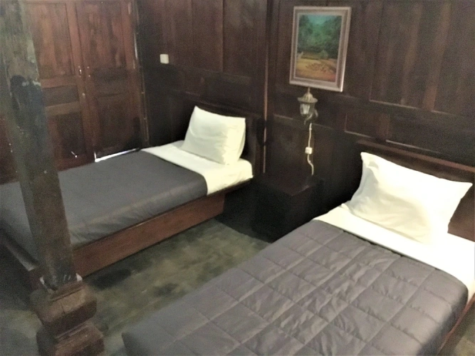 2 Bedrooms Standard Family room