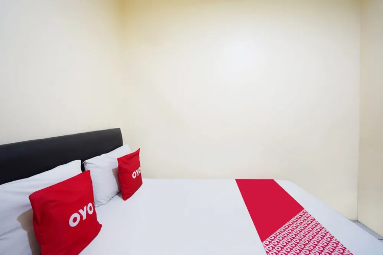 OYO 91035 De Ritz Residence