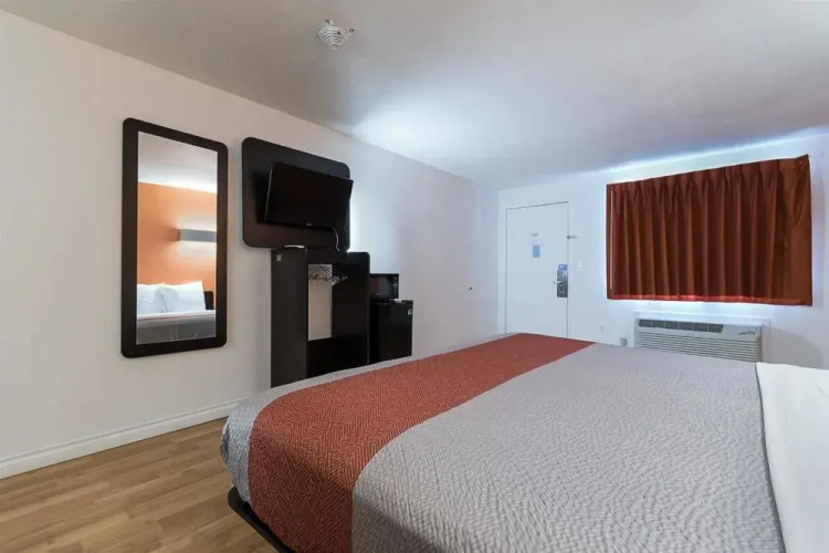 Motel 6 Ferndale WA